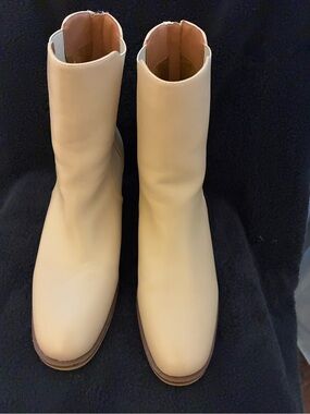 BEAST FASHION Cream Ankle Boots
